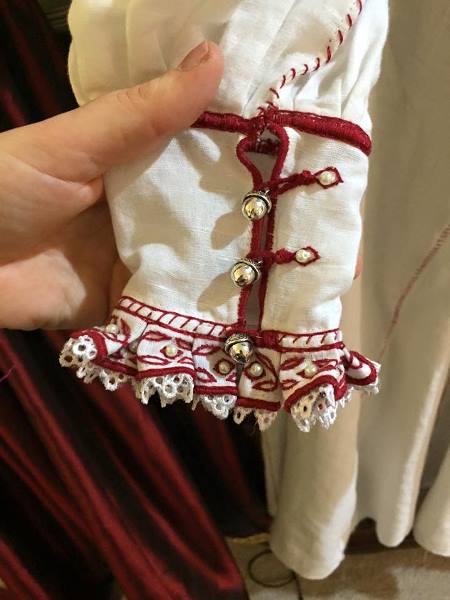 Shushanna's 16th Century Italian garb, cuff of chemise / camicia